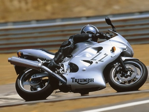track, Triumph TT 600