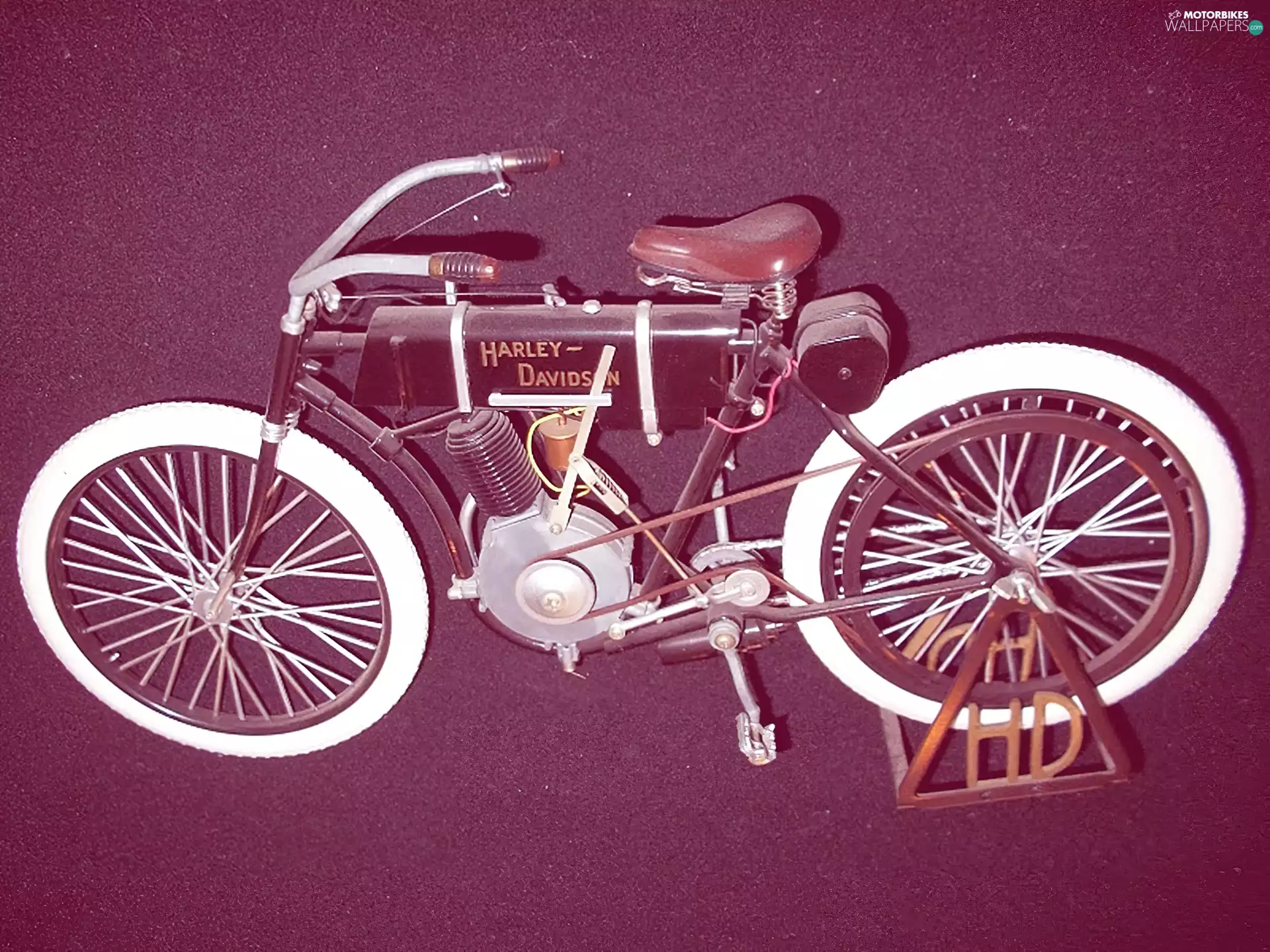 Harley Davidson, 1903