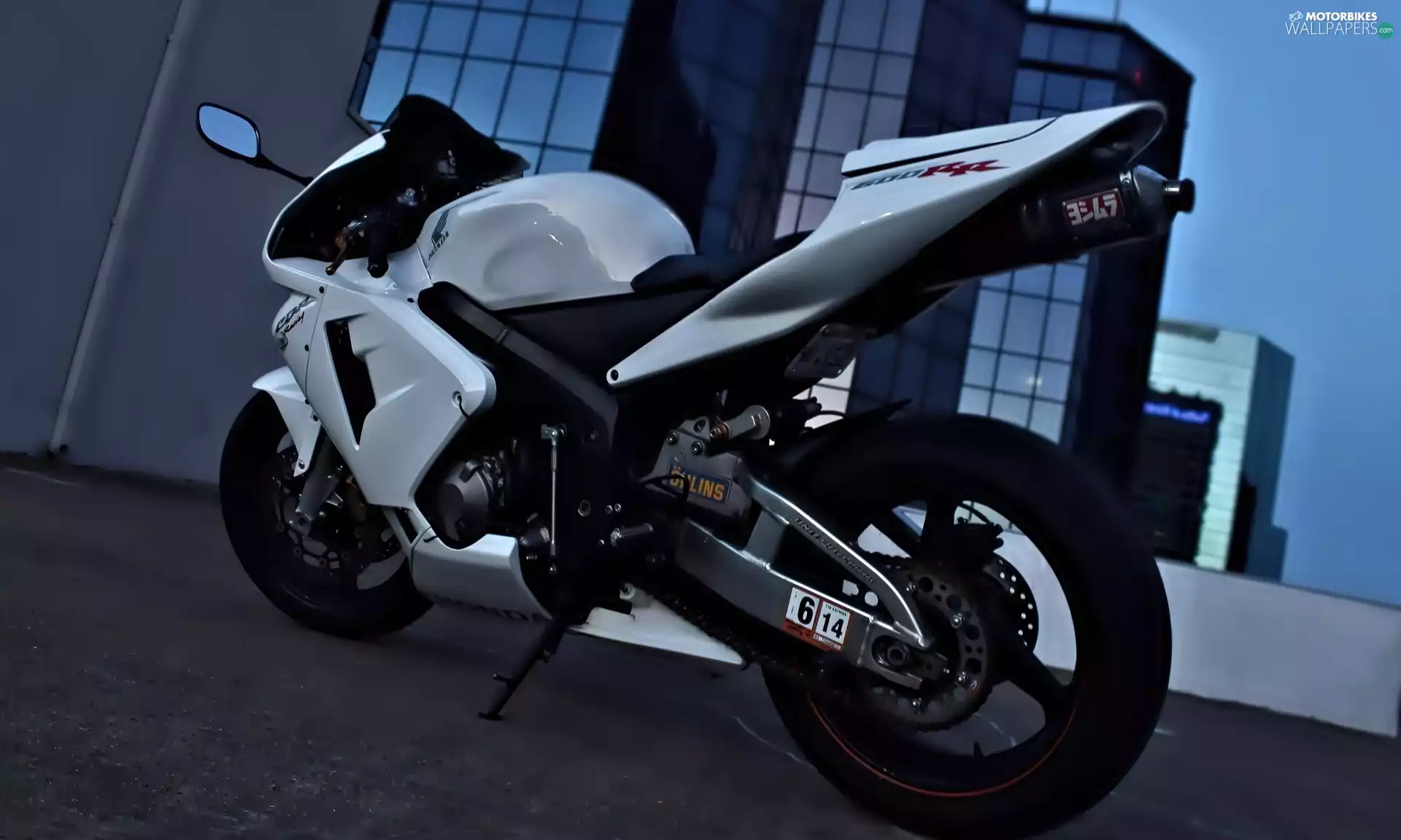 House, Honda, Mirror