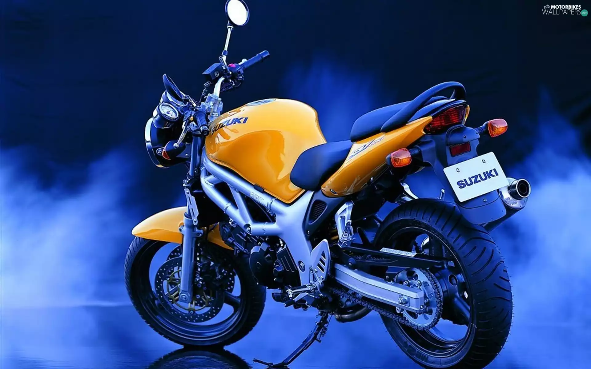 Mirrors, silencer, tires, sitting, wheel, driver, Suzuki Motors, light