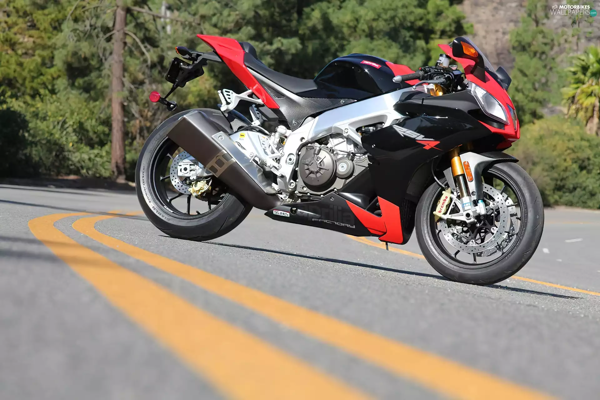 Aprilia RSV4, system, exhaust, frame