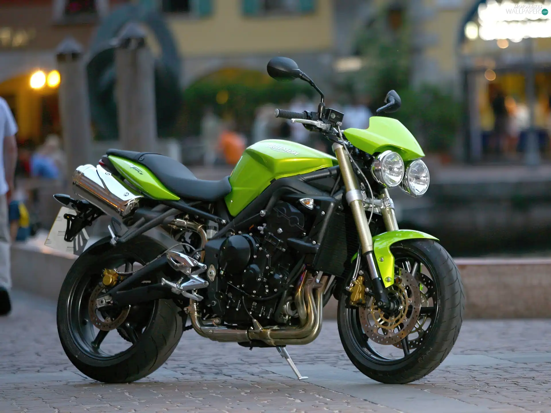 Naked Triumph Street Triple Motorbikes Wallpapers 1600x1200