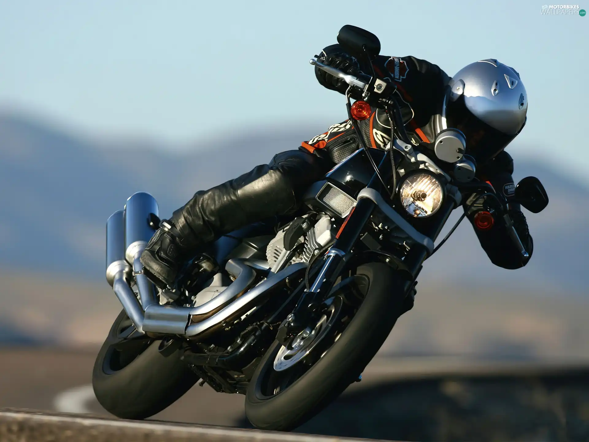 inclination, Harley Davidson XR1200, turn