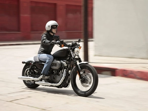 Harley Davidson XL1200N Nightster, biker