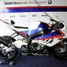 BMW S1000RR, Akrapovic