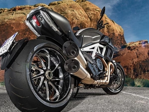 Carbon, Ducati, Diavel