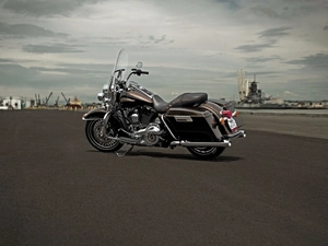 Harley-Davidson, Flhr Road King
