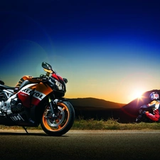 Honda CBR 1000 RR, Motorcyclist