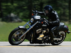Harley-Davidson Night Rod, turn